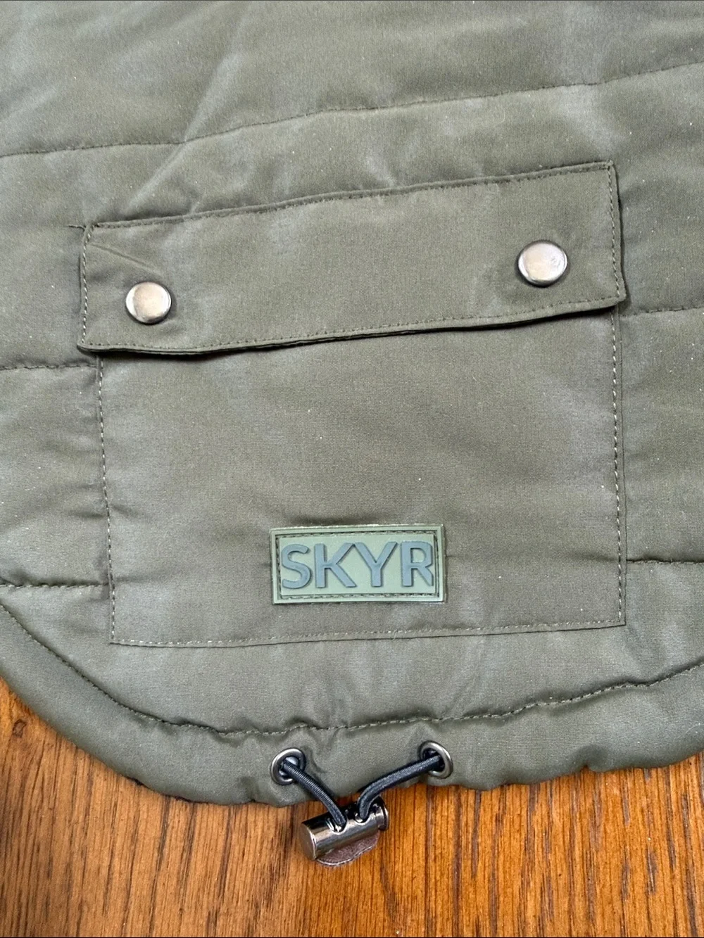 Sky Olive Green Quilted Dog Puffer Coat with removeable Faux Fur Hood. Size S.